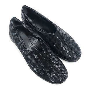 Proxy Black Leather Slip On Sequin Loafers 6.5M